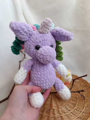 Knitted unicorn